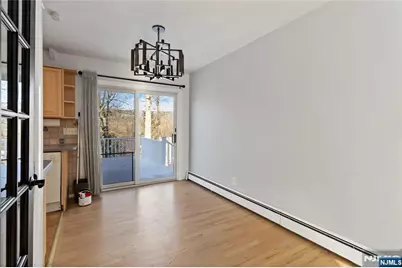 9 McKinley Place, West Milford, NJ 07480 - Photo 5