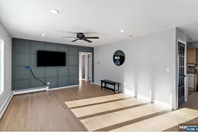 9 McKinley Place, West Milford, NJ 07480 - Photo 3