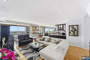 2 Horizon Road 1205, Fort Lee, NJ 07024 - Photo 3