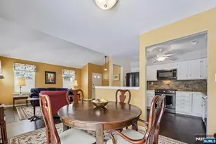 79 Konight Ct 79, Mahwah, NJ 07430 - Photo 7