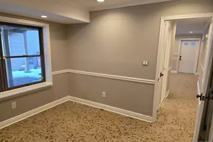 135 Linden Ave, Elmwood Park, NJ 07407 - Photo 9