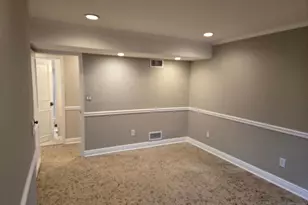 135 Linden Ave, Elmwood Park, NJ 07407 - Photo 5