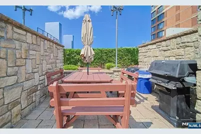 200 Old Palisade Road 18D #18D, Fort Lee, NJ 07024 - Photo 13