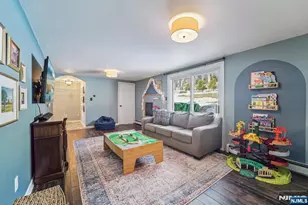 6 Browning Ct, Roseland, NJ 07068 - Photo 21