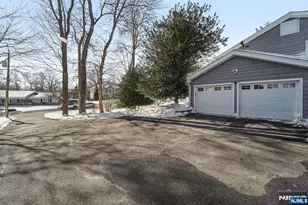 6 Browning Ct, Roseland, NJ 07068 - Photo 43