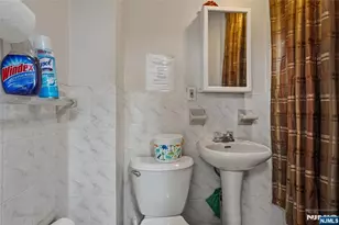 725 17th St, Union City, NJ 07087 - Photo 3