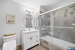 1312 City Pl, Edgewater, NJ 07020 - Photo 11