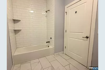 1901 Summit Avenue 301 #301, Union City, NJ 07087 - Photo 19