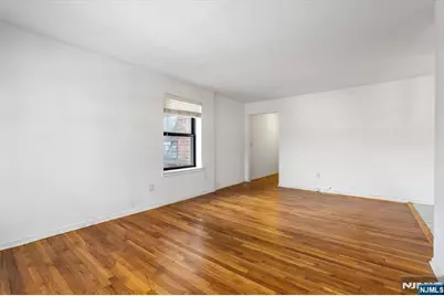 130 Orient Way 4H #4H, Rutherford, NJ 07070 - Photo 7