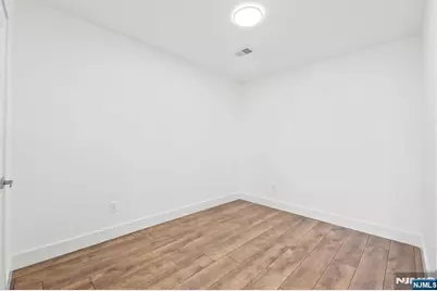 855 S 14th Street, Newark, NJ 07108 - Photo 25