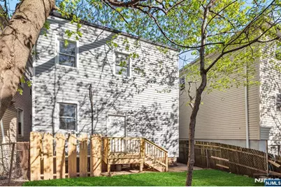 855 S 14th Street, Newark, NJ 07108 - Photo 31