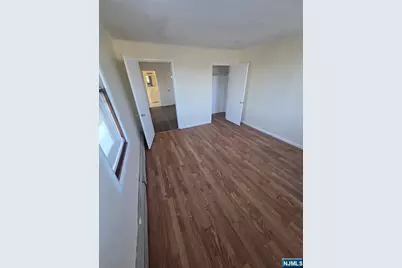 53 Crystal Street 2 #2, North Arlington, NJ 07031 - Photo 5