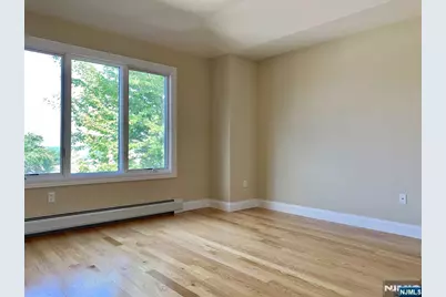 219 Roff Avenue B #B, Palisades Park, NJ 07650 - Photo 11