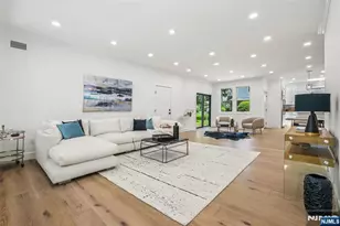 492 Oaktree Rd, Oradell, NJ 07649 - Photo 3