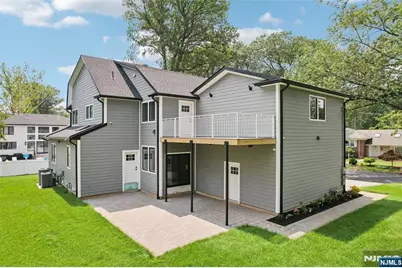 492 Oaktree Road, Oradell, NJ 07649 - Photo 33