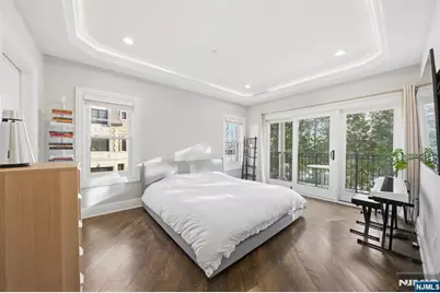 35 Marquis Court, Edgewater, NJ 07020 - Photo 19