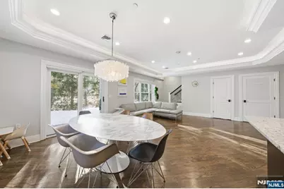 35 Marquis Court, Edgewater, NJ 07020 - Photo 9