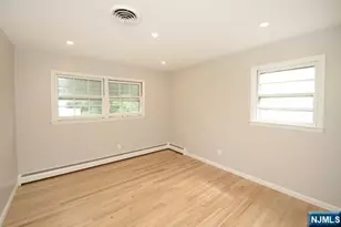 27-14 Berdan Ave, Fair Lawn, NJ 07410 - Photo 13