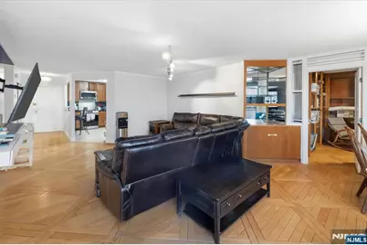2208 Harmon Cove Tower, Secaucus, NJ 07094 - Photo 3