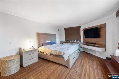 2208 Harmon Cove Tower, Secaucus, NJ 07094 - Photo 11