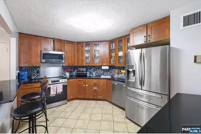 2208 Harmon Cove Tower, Secaucus, NJ 07094 - Photo 7