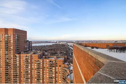 2208 Harmon Cove Tower, Secaucus, NJ 07094 - Photo 23