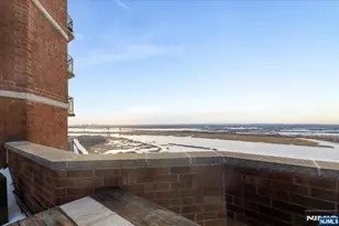 2208 Harmon Cove Tower, Secaucus, NJ 07094 - Photo 19