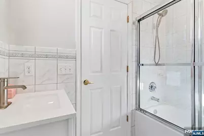 107 Adamecs Way 7 #7, South Amboy, NJ 08879 - Photo 17