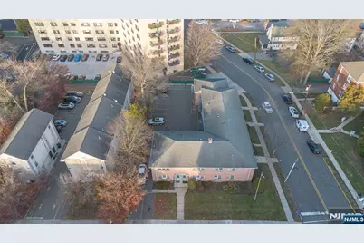 138 Clinton Place 7C #7C, Hackensack, NJ 07601 - Photo 3