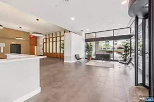 2 Executive Dr 921, Fort Lee, NJ 07024 - Photo 3