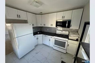 114 Doremus Avenue 2nd Floor #2nd Floor, Ridgewood, NJ 07450 - Photo 1