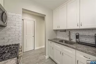 12 N End Dr, Secaucus, NJ 07094 - Photo 13