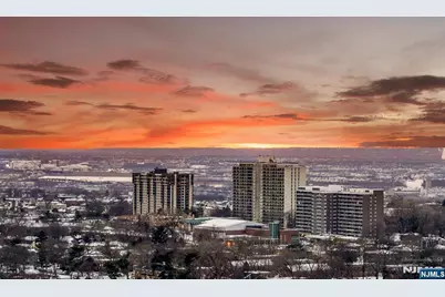 1600 Parker Avenue 27J #27J, Fort Lee, NJ 07024 - Photo 5