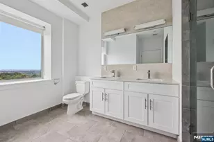 2 Executive Dr 909, Fort Lee, NJ 07024 - Photo 9