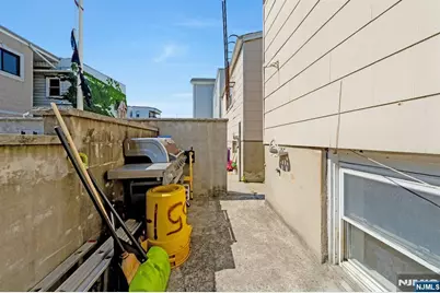 351 2nd Street, East Newark, NJ 07029 - Photo 33