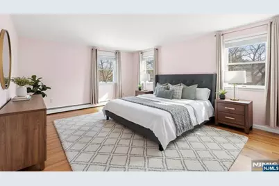 232 W Midland Avenue, Paramus, NJ 07652 - Photo 7