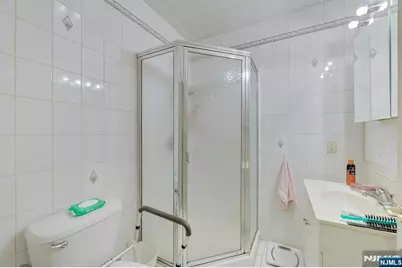 213-215 Central Avenue, East Newark, NJ 07029 - Photo 7