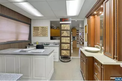 209-211 Central Avenue, East Newark, NJ 07029 - Photo 25