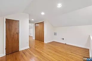 133 Cleveland Ave, Hasbrouck Heights, NJ 07604 - Photo 9
