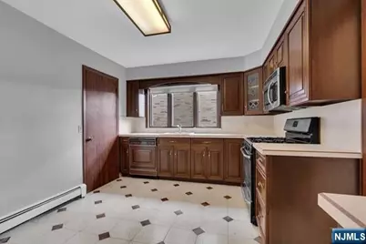 849 Elizabeth Street 1 #1, Ridgefield, NJ 07657 - Photo 13