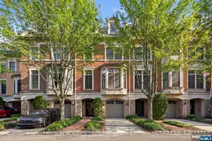 16 Regency Pl 16, Weehawken, NJ 07086 - Photo 15