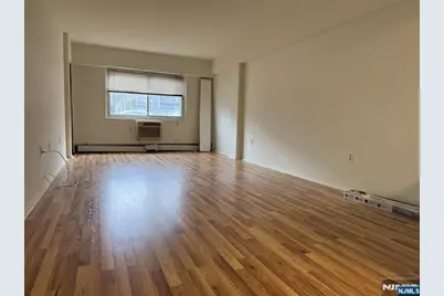 333 Grand Avenue 1A #1A, Palisades Park, NJ 07650 - Photo 3