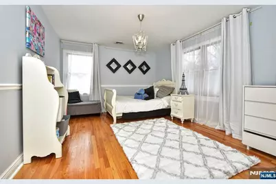 53 Lockwood Drive, Waldwick, NJ 07463 - Photo 15