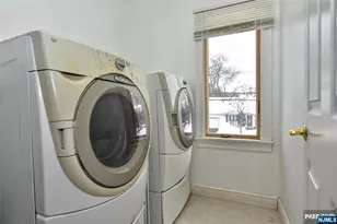 53 Lockwood Dr, Waldwick, NJ 07463 - Photo 21