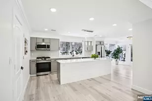 56 Pinehill Dr, Upper Saddle River, NJ 07458 - Photo 7