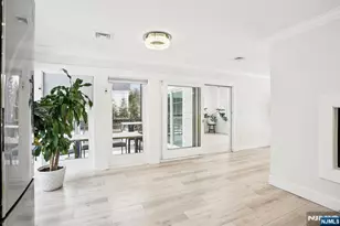 56 Pinehill Dr, Upper Saddle River, NJ 07458 - Photo 9