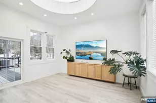 56 Pinehill Dr, Upper Saddle River, NJ 07458 - Photo 19