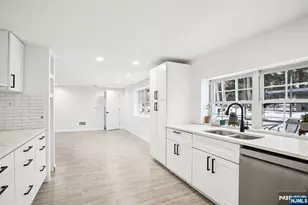 56 Pinehill Dr, Upper Saddle River, NJ 07458 - Photo 31