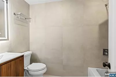 7 Sterling Place 1 #1, Edgewater, NJ 07020 - Photo 33