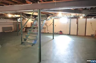 7 Maple Hill Dr, Woodcliff Lake, NJ 07677 - Photo 15